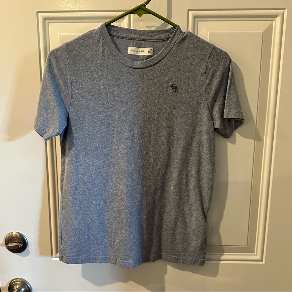 Abercrombie kids Tshirt